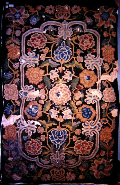 Taste, Social Class, and Oriental Carpet Design in the Eighteenth-Century Cossack Hetmanate