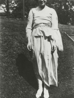 Color photograph of Ruth Havey, ca. 1923, provided to Dumbarton Oaks by Ruth Havey's family members after 1980.