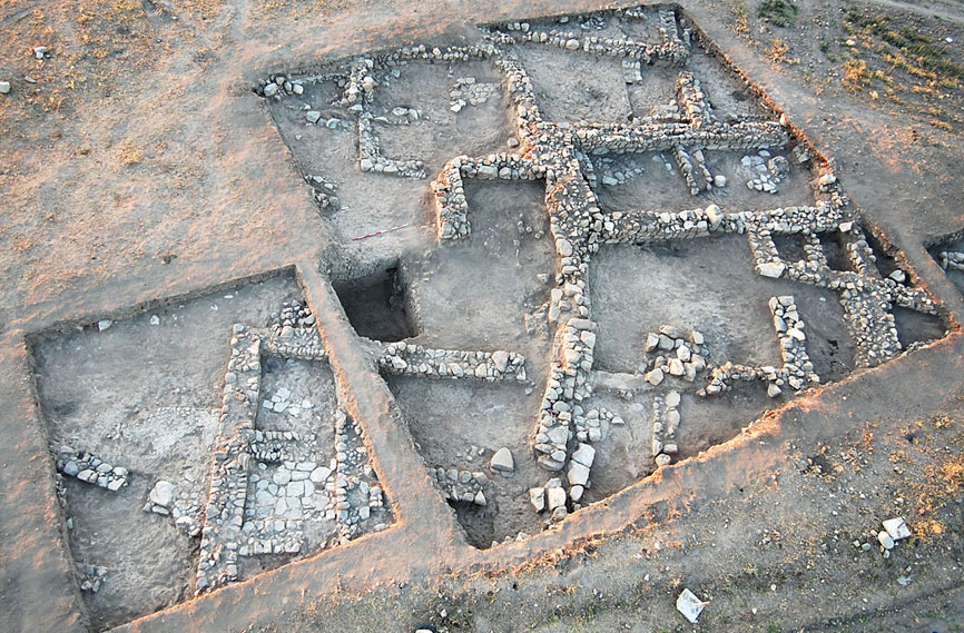 Fig. 1: Aerial view of Byzantine excavations on northern terrace (Steadman 2008–2009)