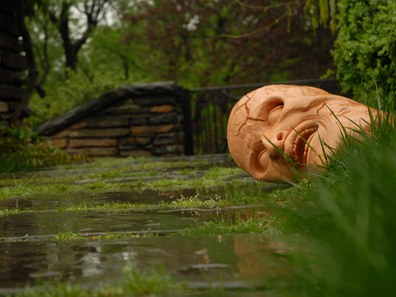 Charles Simonds'  "Head (from I, Thou)" (1993) in the Rose Garden in 2009. Photo courtesy C. Simonds