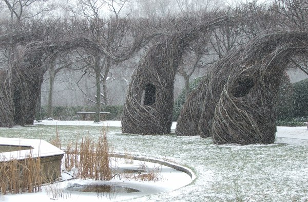 Patrick Dougherty's "Easy Rider" in winter 2011. Photo courtesy A. Tchikine.