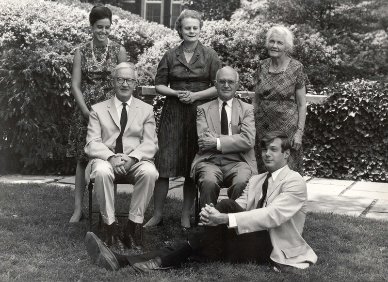 Staff photograph, 1965. Back row, left to right: Julia Cardoza, Julia Warner, and Mrs. Alfred Bellinger. Seated, left to right: Philip Grierson and Alfred Bellinger. Seated on the ground: Julian Hartzell. Archives, AR.PH.Misc.181, Dumbarton Oaks Research Library and Collection.