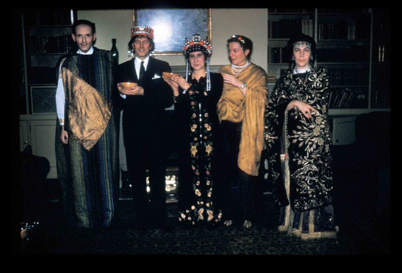 The “Ravenna Group”: Ernst Kitzinger as Justinian, Arthur H.S. “Peter” Megaw (Byzantine Visiting Scholar) wearing Justinian’s crown, his wife Electra Megaw as Theodora, and Susan Kitzinger and Jelisaveta “Seka” Allen as attendants in Theodora’s retinue. Dumbarton Oaks Archives, AR.PH.Misc.228.