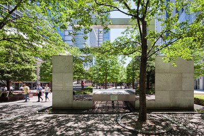 Spatial quality in urban space is created by the materiality of trees and light and shadow patterns. Shinagawa Central Garden, Tokyo, © Makoto Yoshida.