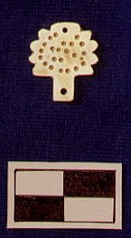 Fig. 7: Tree-shaped decorative ornament, López Viejo.