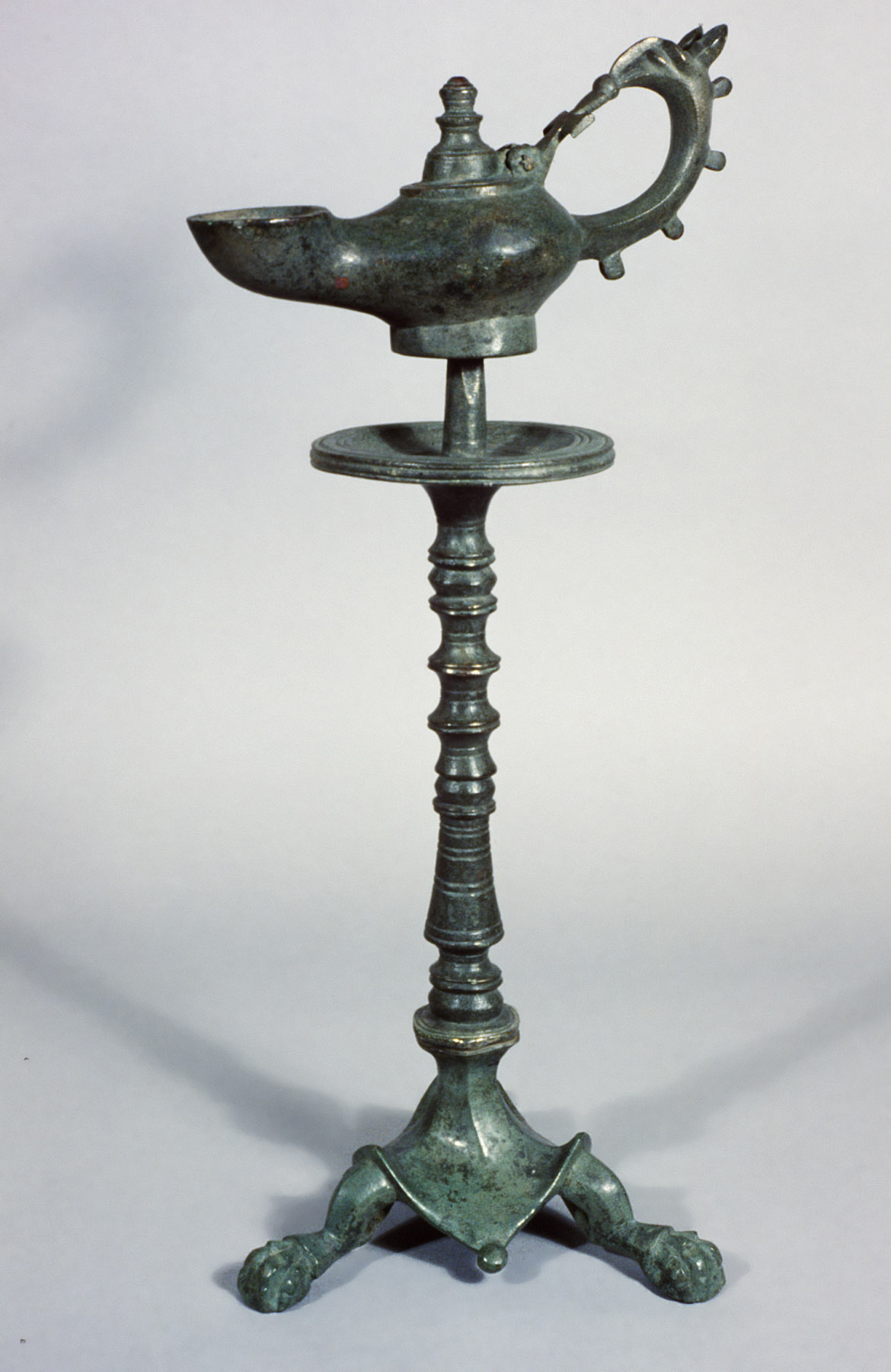 BZ.1950.26–27, Lamp and Stand