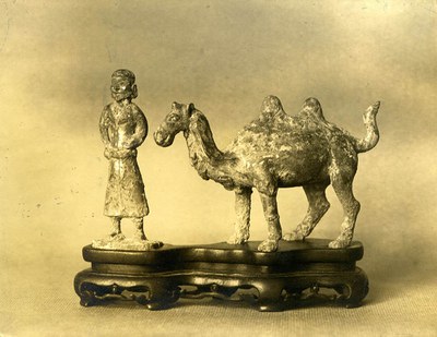 Ex.Coll.HC.S.1925.04.(B), Camel and Groom