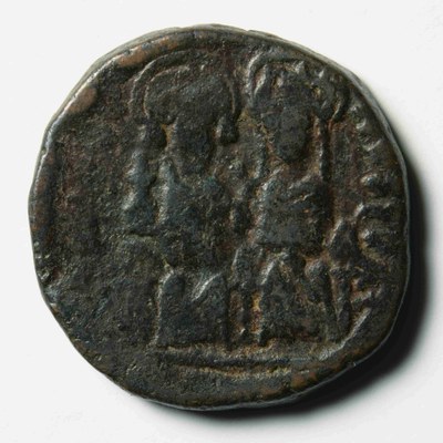 Justin II, Copper, Half Follis, Constantinople, 572/573