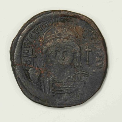 Justinian I, Copper, Follis, Constantinople, 558/559