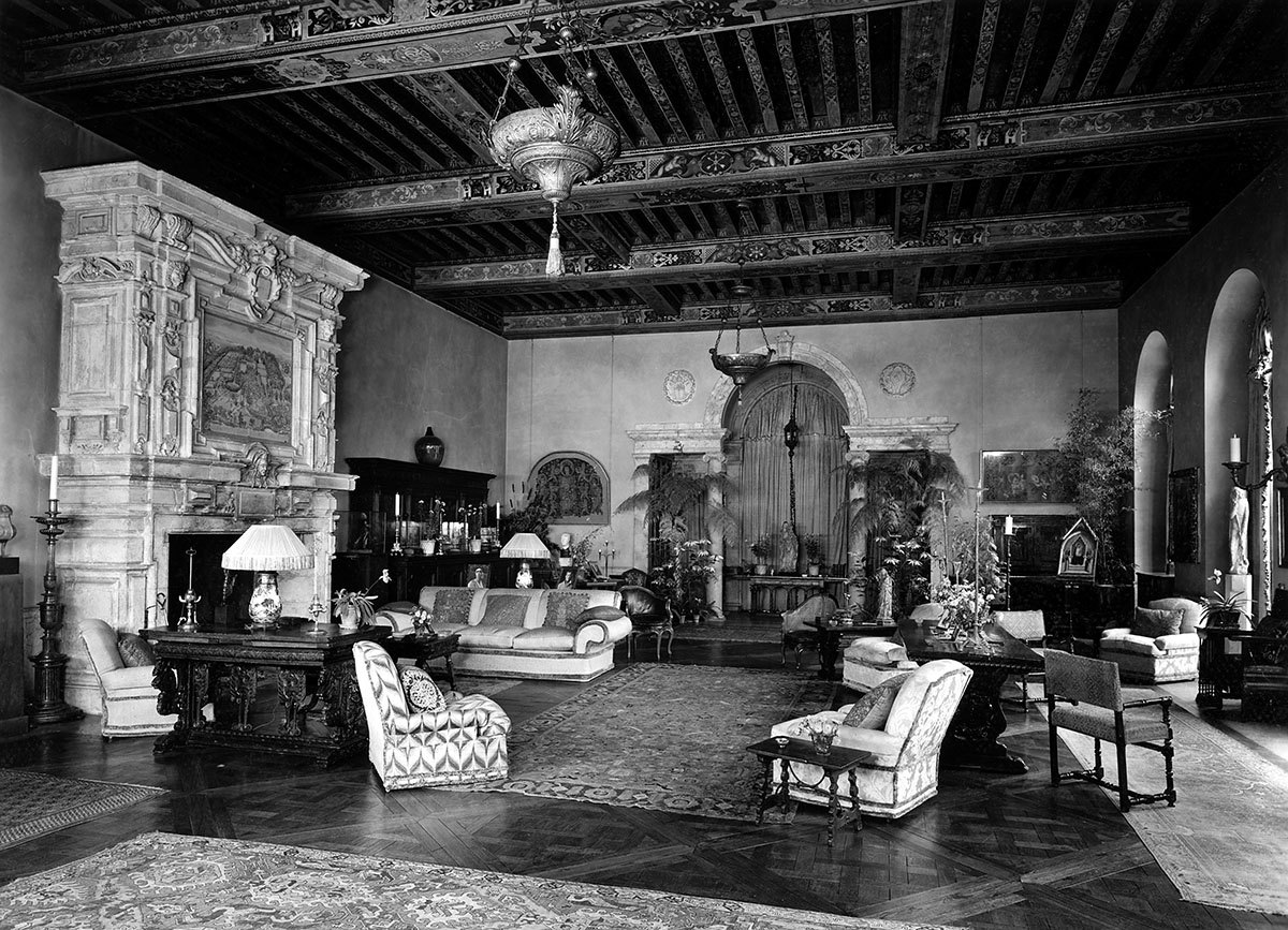 Music Room, ca. 1937–40. Archives, AR.PH.MR.010, Dumbarton Oaks Research Library and Collection.
