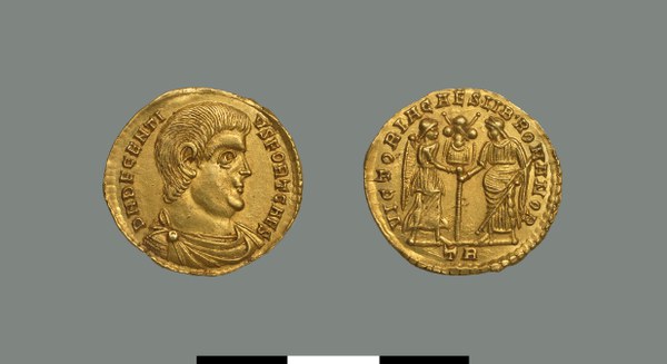 Solidus of Decentius (351-353)