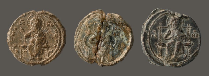 Christ on a backless throne, Eudokia and Michael VII, issued 1067 (BZS.1958.106.598); Christ on a lyre–backed throne, Constantine X, issued 1056–67 (BZS.1958.106.4326); Christ on a high–backed throne, Michael VII, issued 1071–1078 (BZS.1951.31.5.1674)