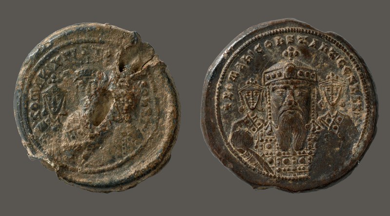 The transition from stylized representations to portraits is apparent on the seals of Romanos I Lekapenos, issued 922/24–31 (BZS.1951.31.5.21) and Romanos I Lekapenos, issued 931–44 (BZS.1951.31.5.51)